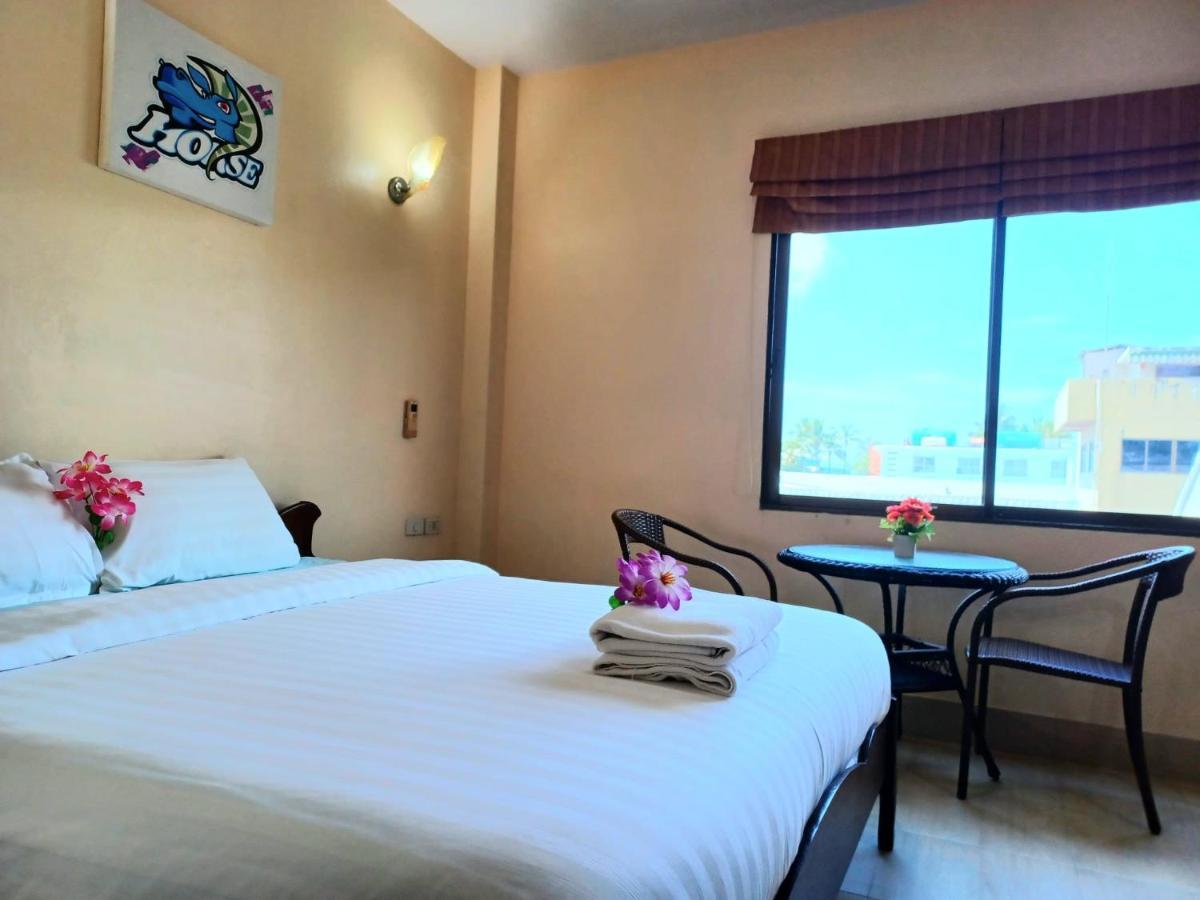Hotel Happy Holidays Phuket