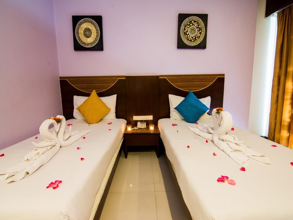 Hotel Sharaya Boutique Patong 4*