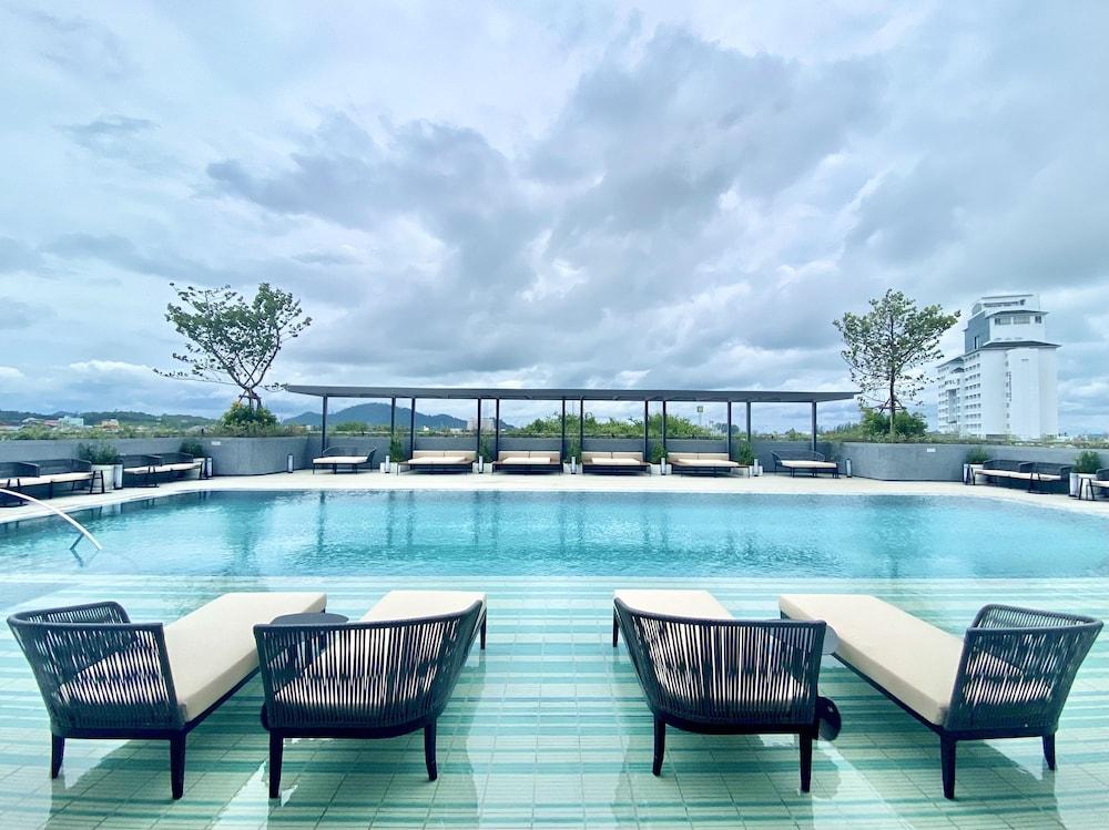 Courtyard By Marriott Town Hotel Phuket