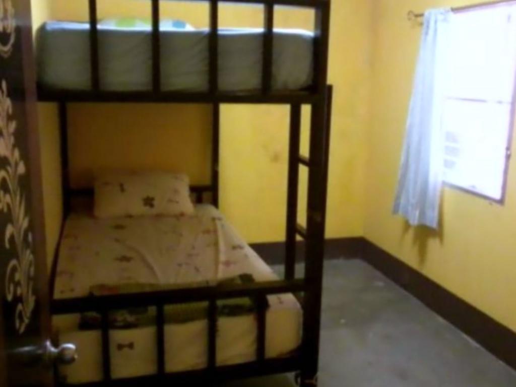 Win Backpacker Hostel Phuket