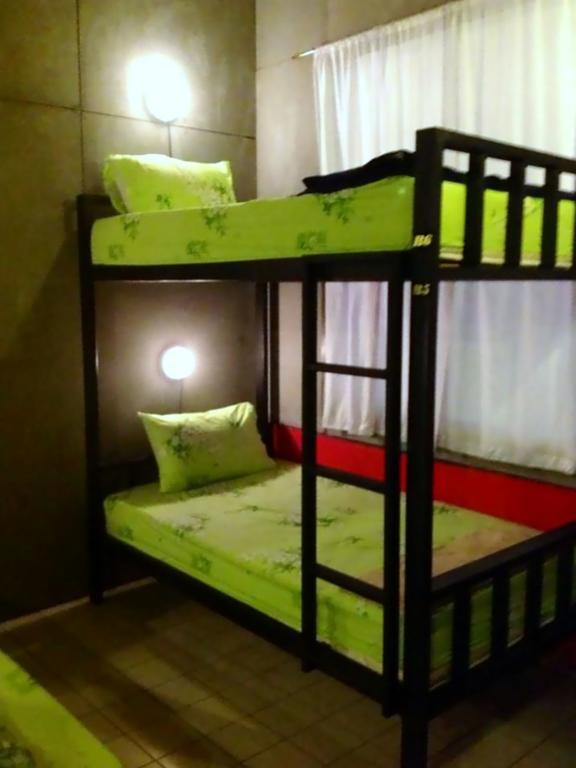 Win Backpacker Hostel