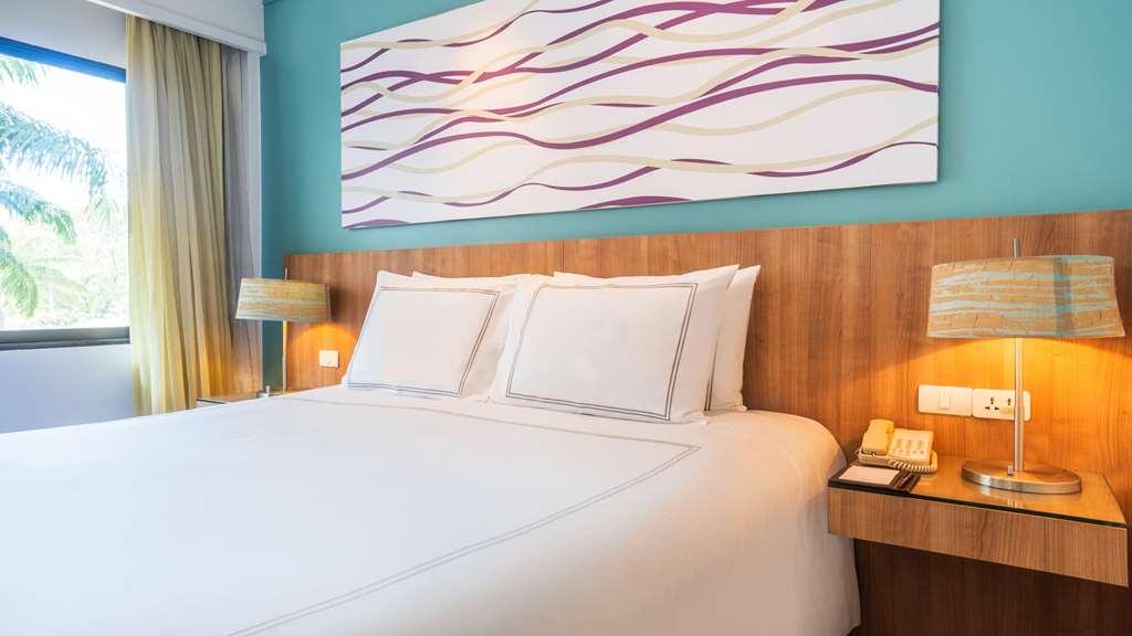Radisson & 4*