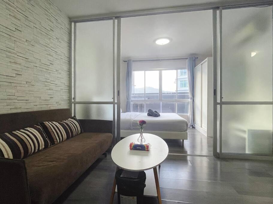 Kathu - Luxury Pool & Gym Apartment Phuket