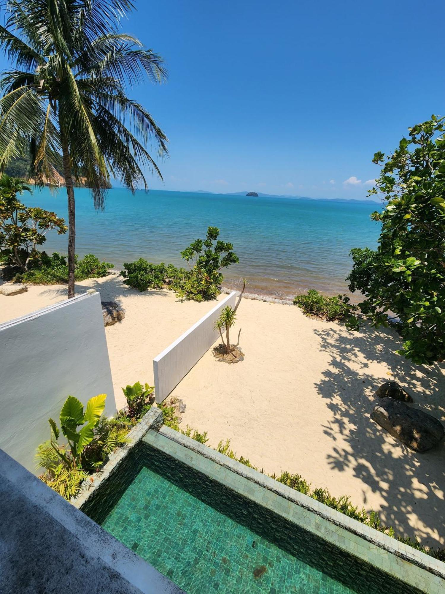 Villa Luxury Beachfront Amana Villa 4 Bedroom At Ta-Ke Residence A Phuket