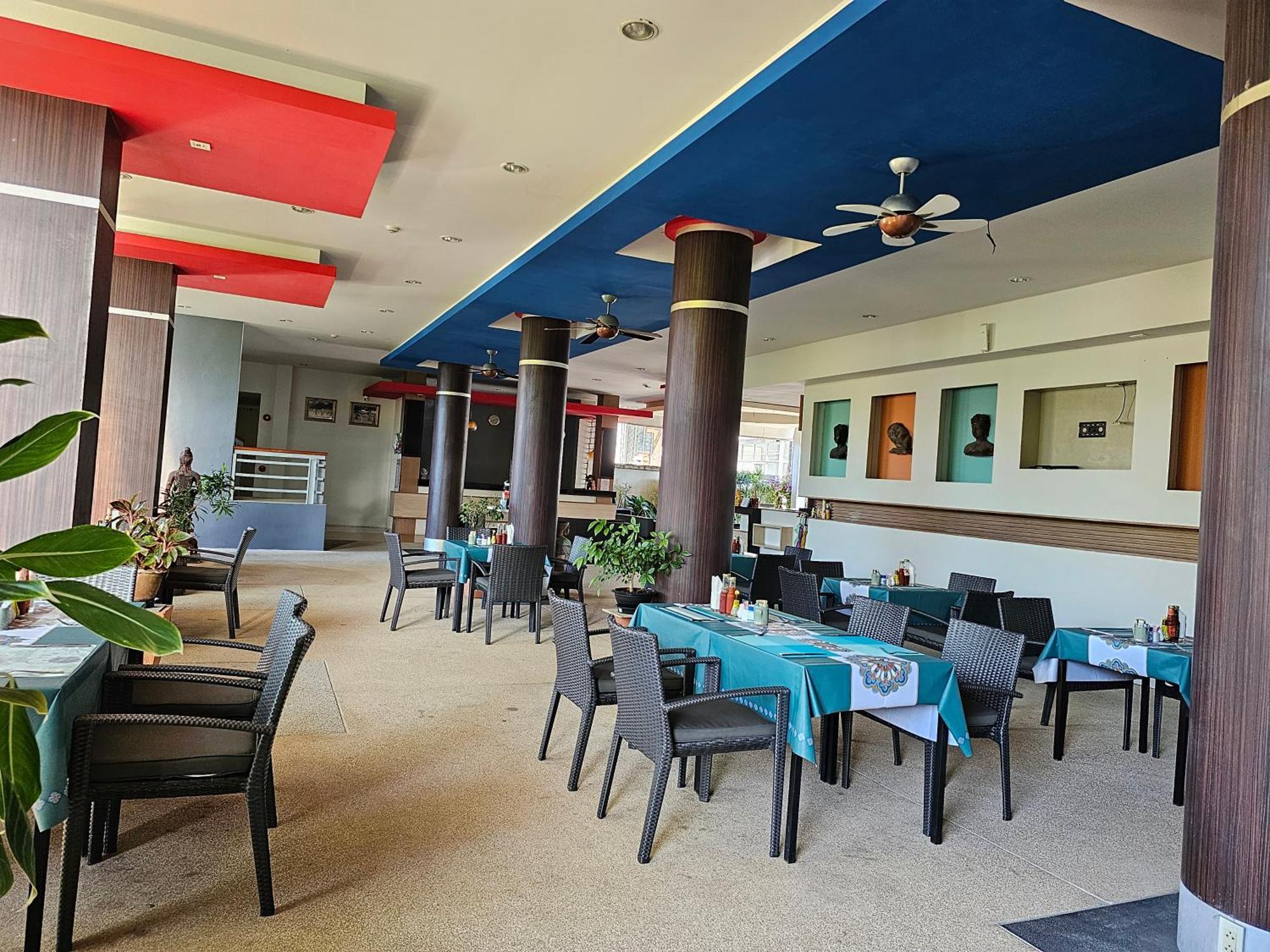 Hotel Am Surin Place - Sha Extra Phuket