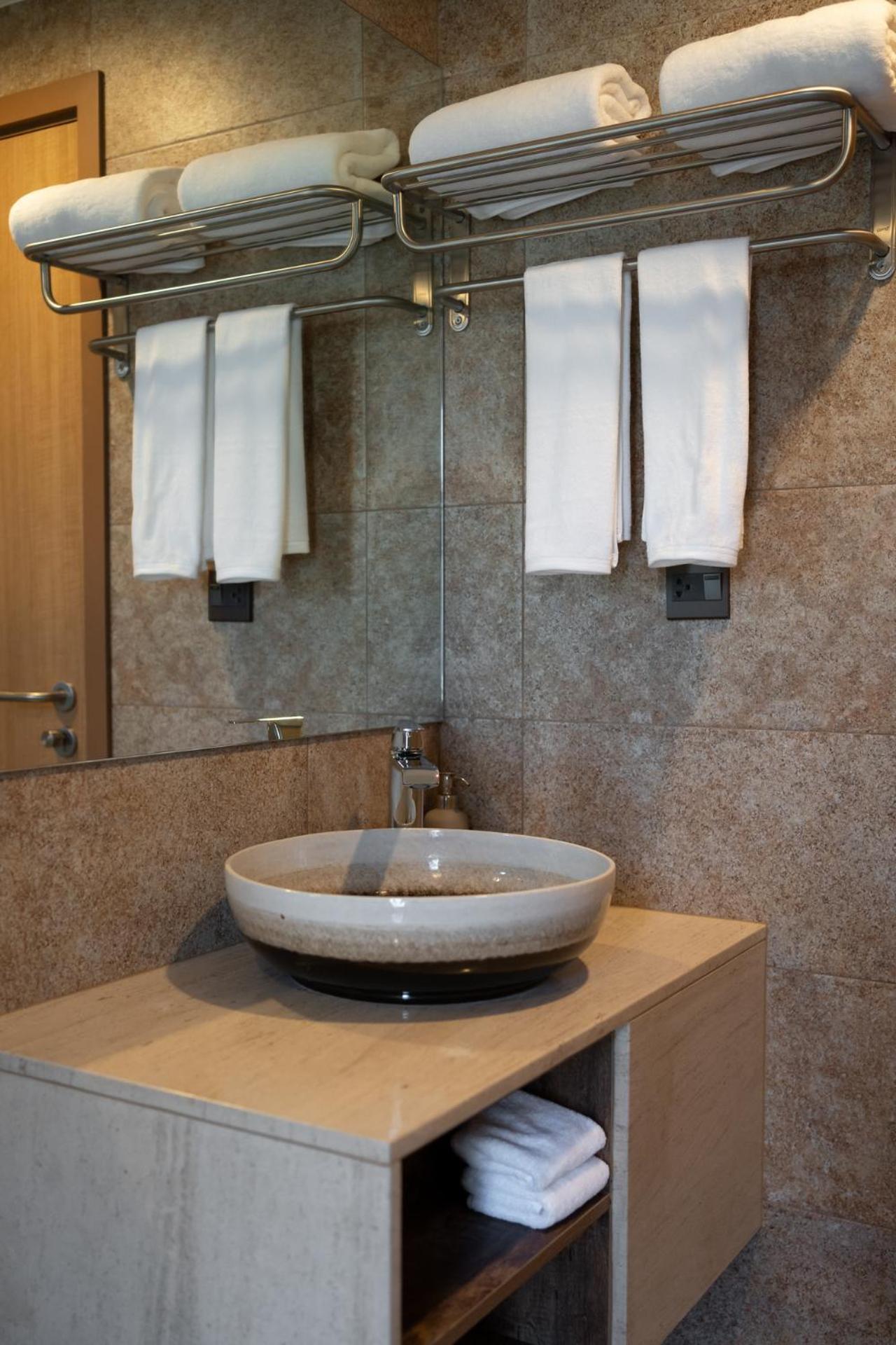 с рабочим столом X413 By Ibg Apartment *