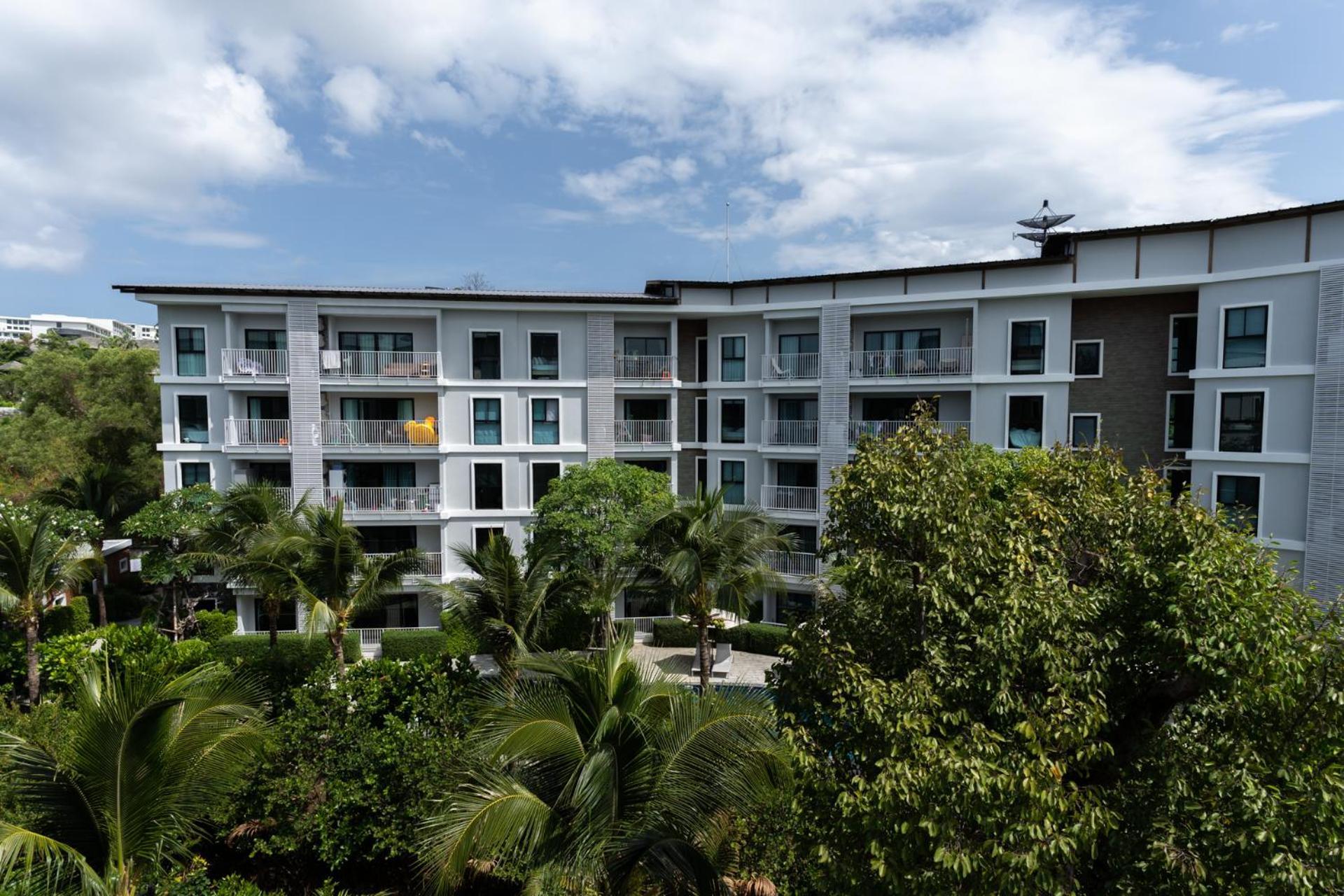 Apartment с рабочим столом X413 By Ibg Phuket