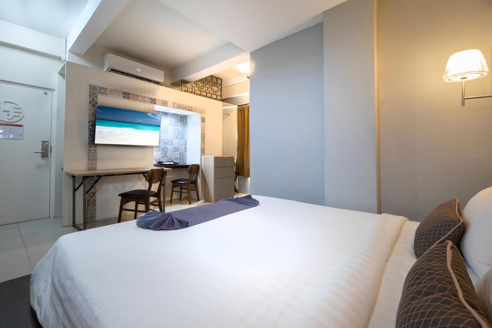 Montree Hotel, Sha Extra Hotel Phuket