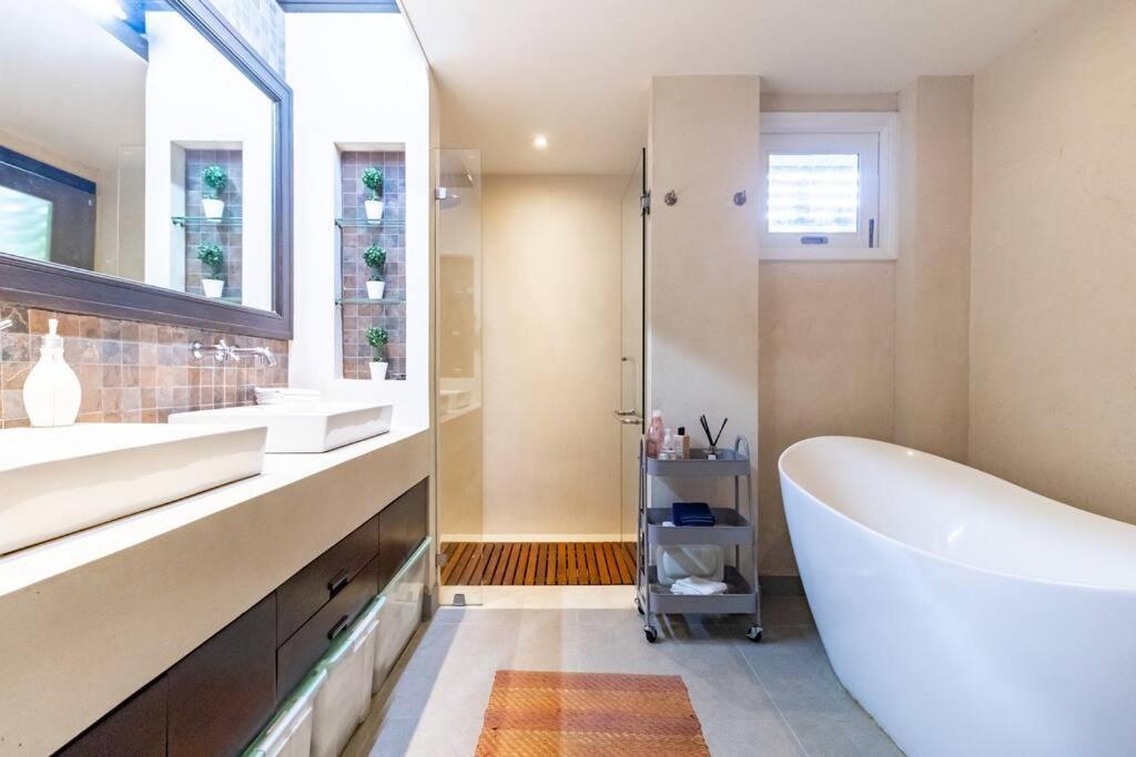 Apartment Casa Oasis — 3br In Laguna & Layan