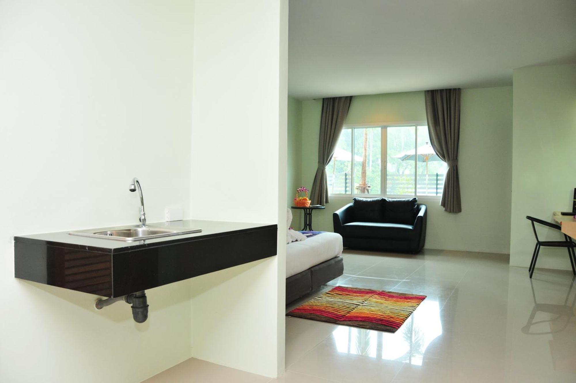 Am Surin Place - Sha Extra Phuket