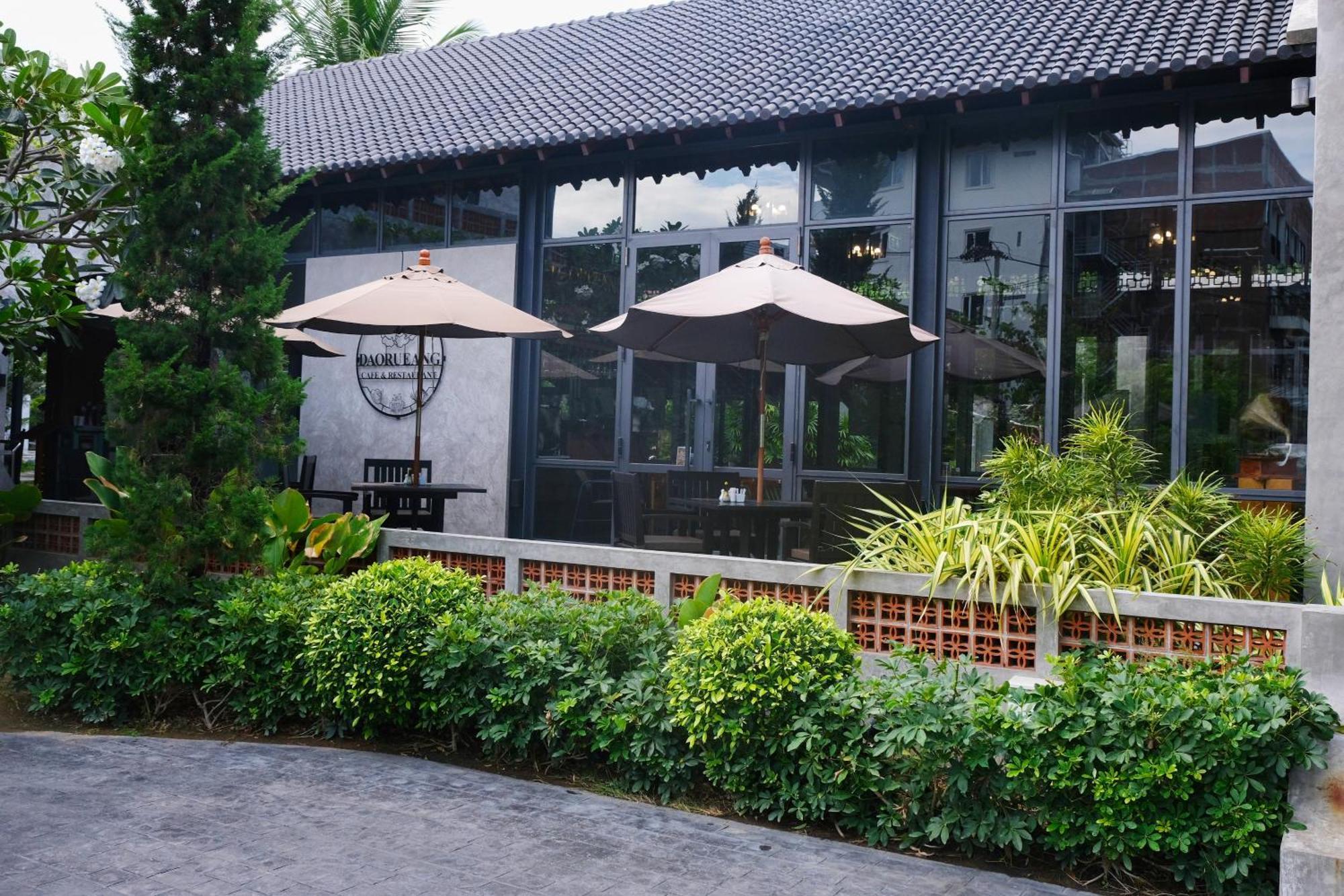 R-mar And - Sha Hotel