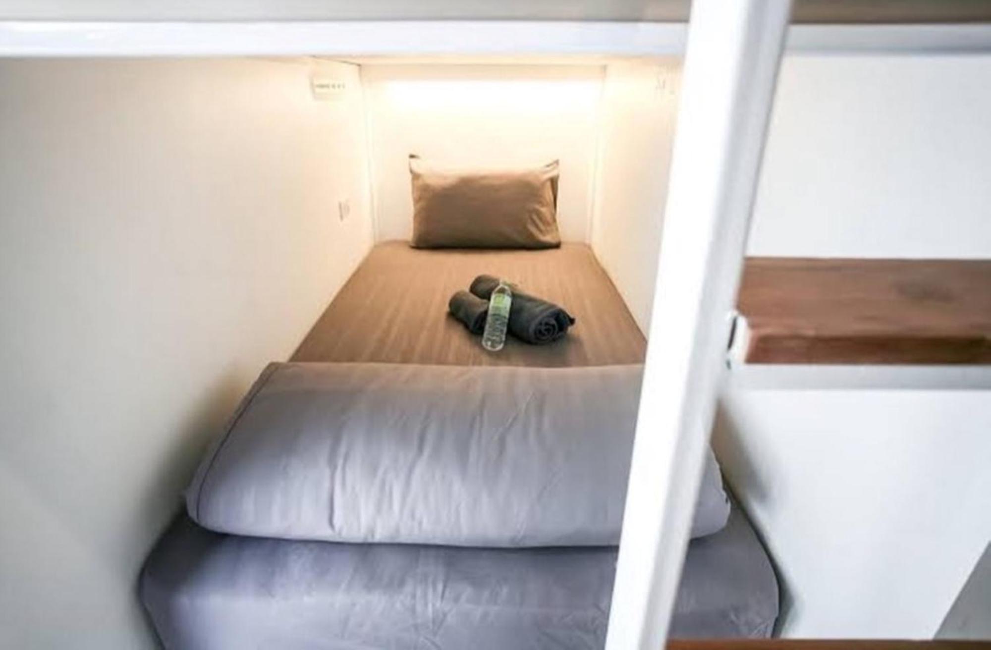 Shade House - Downtown Hostel *