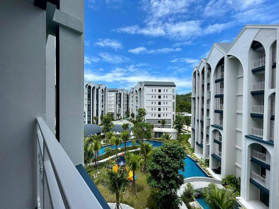 Cosy 1 Bedroom Title Halo, 350m Naiyang Phuket