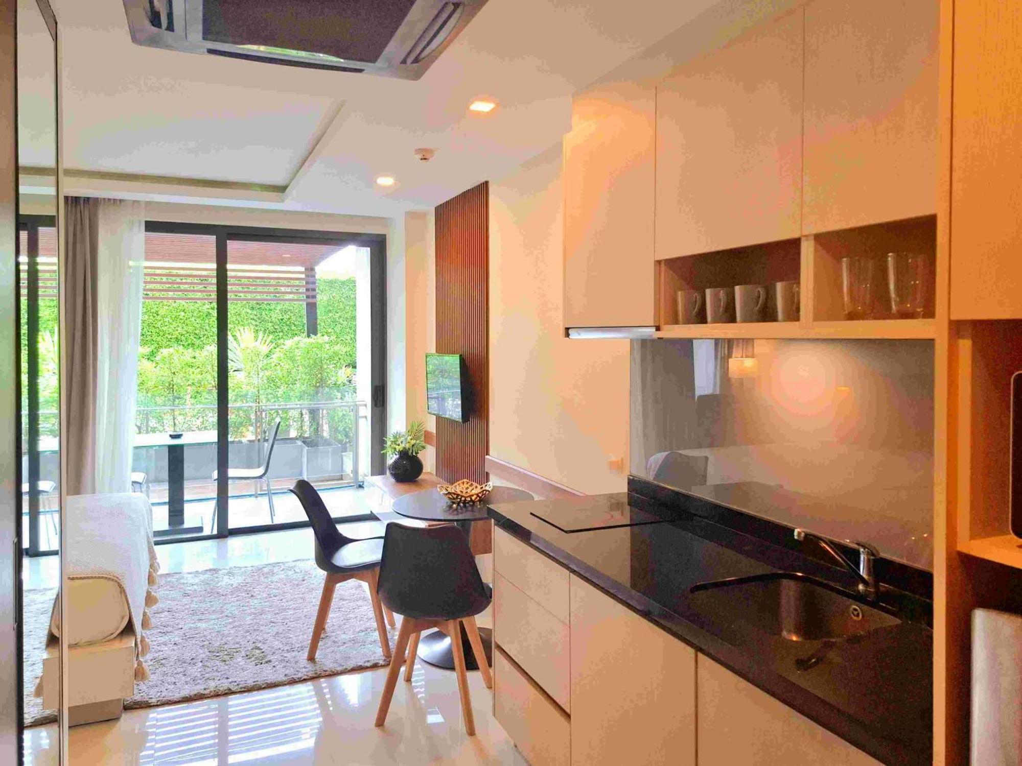Apartment 400m From Rawai Phuket