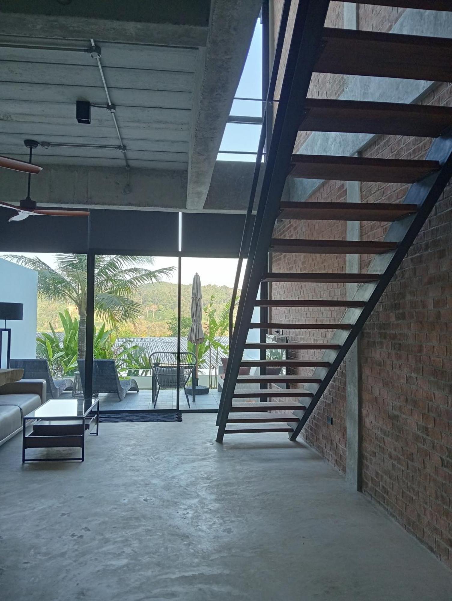 Sky Lofts Apartment *