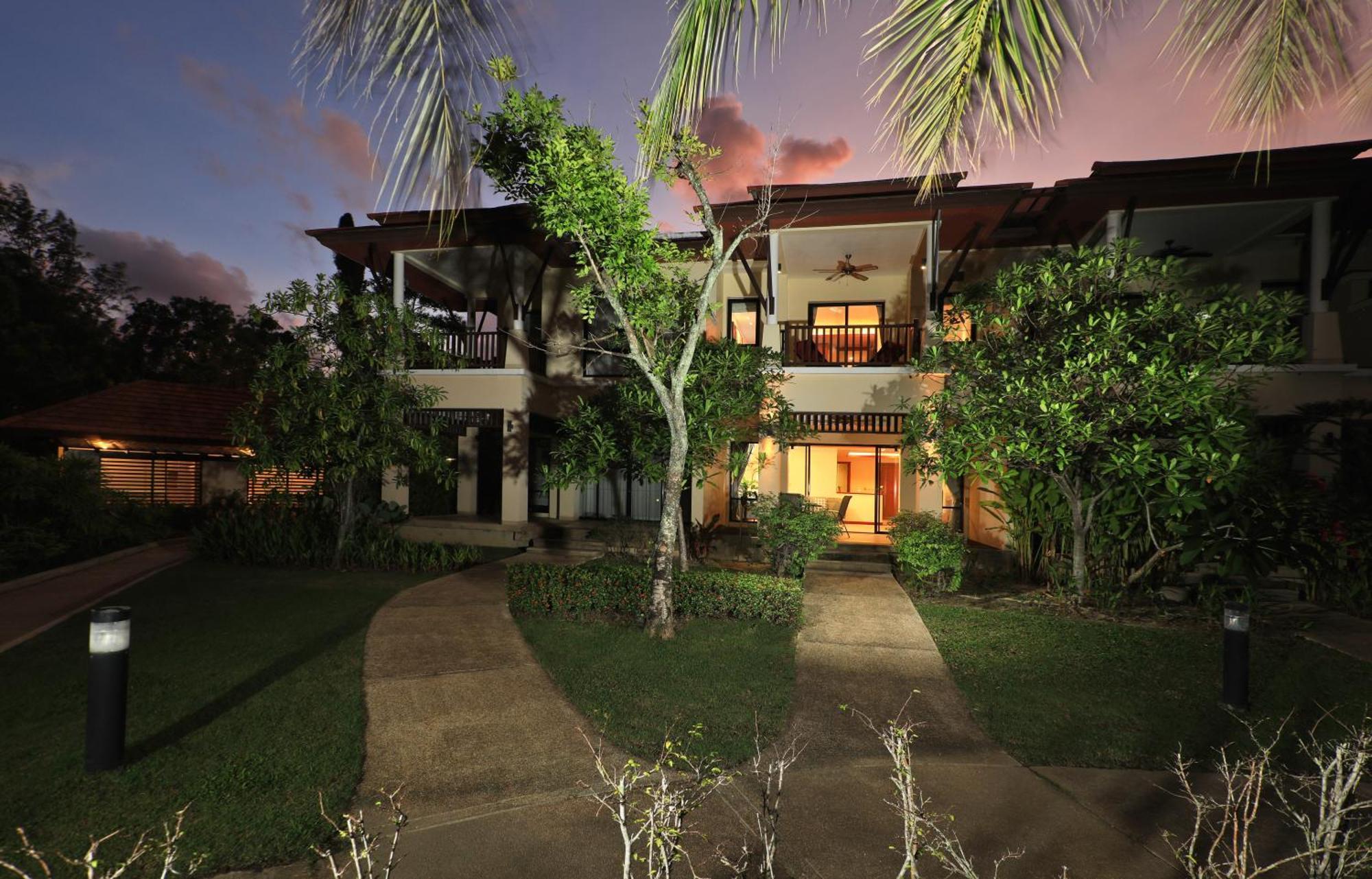 2Bdr Townhouse In Laguna Village By Capital Pro *