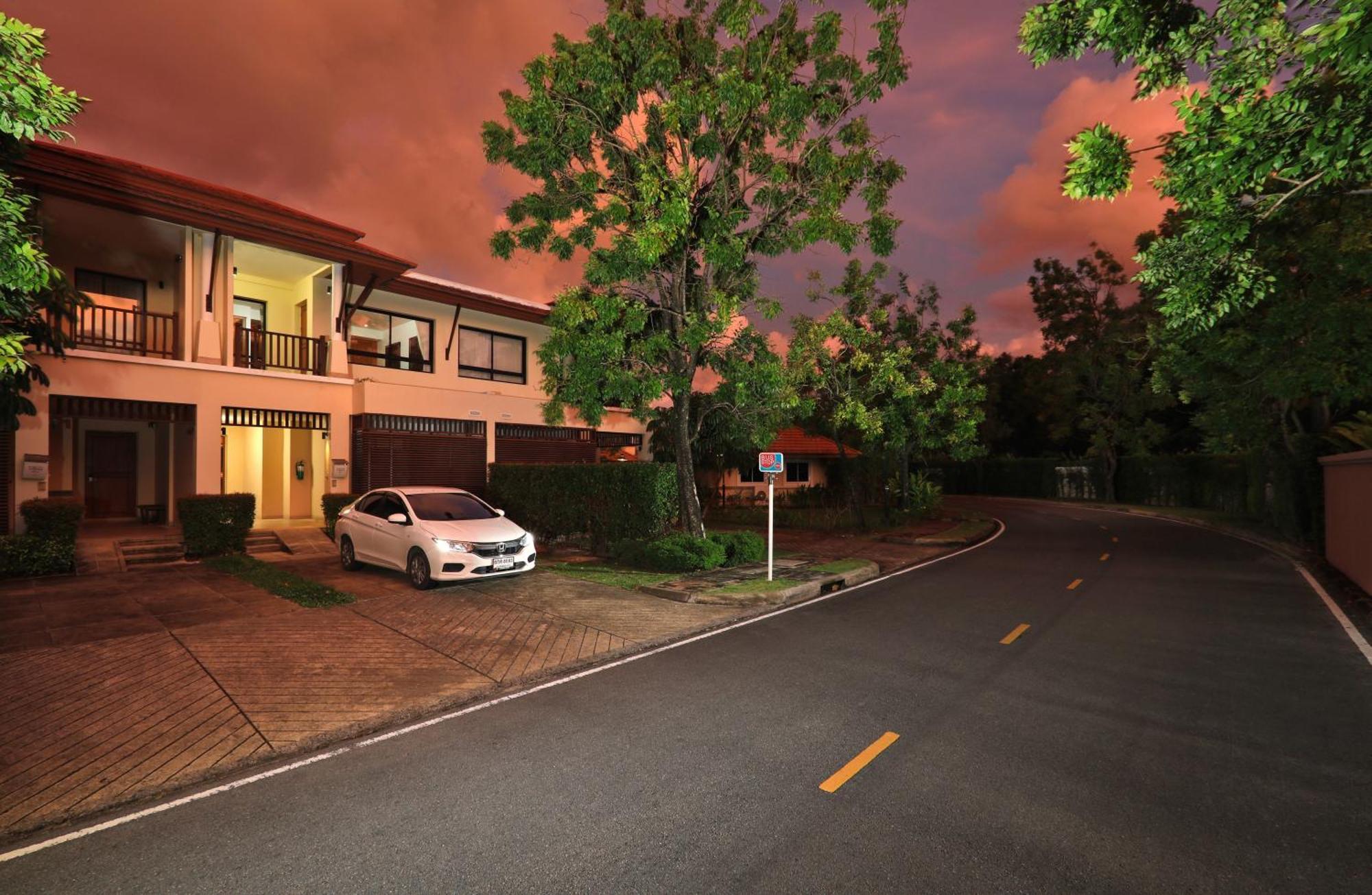 2Bdr Townhouse In Laguna Village By Capital Pro *