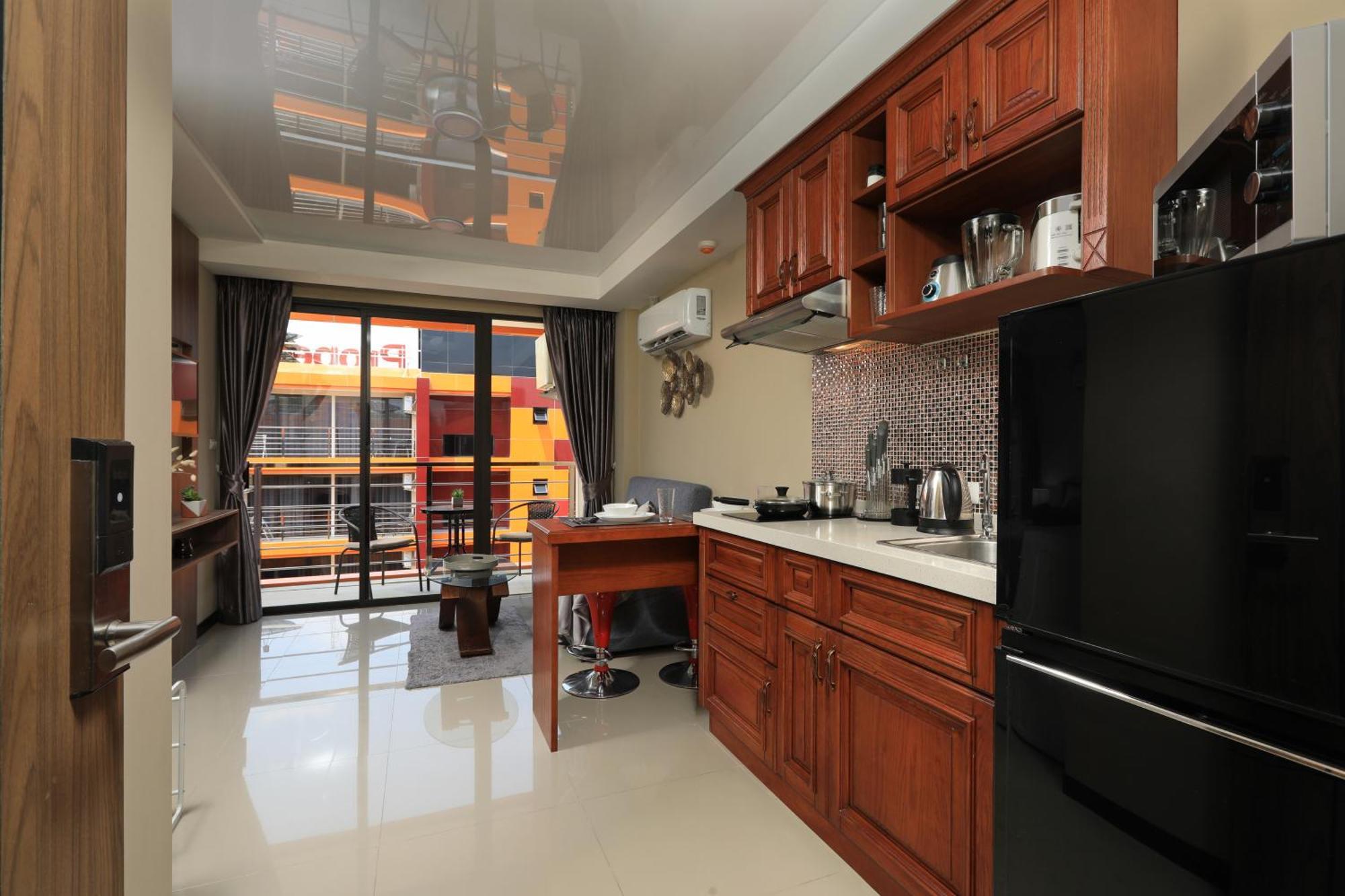 Apartment 1bdr Naiharn By Capital Pro Phuket