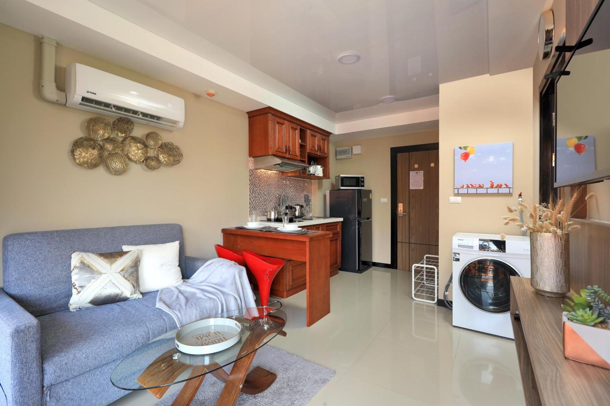 1bdr Naiharn By Capital Pro Phuket