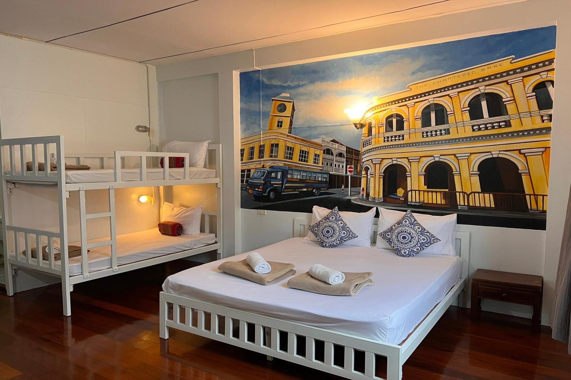 Old Town Guest house Phuket