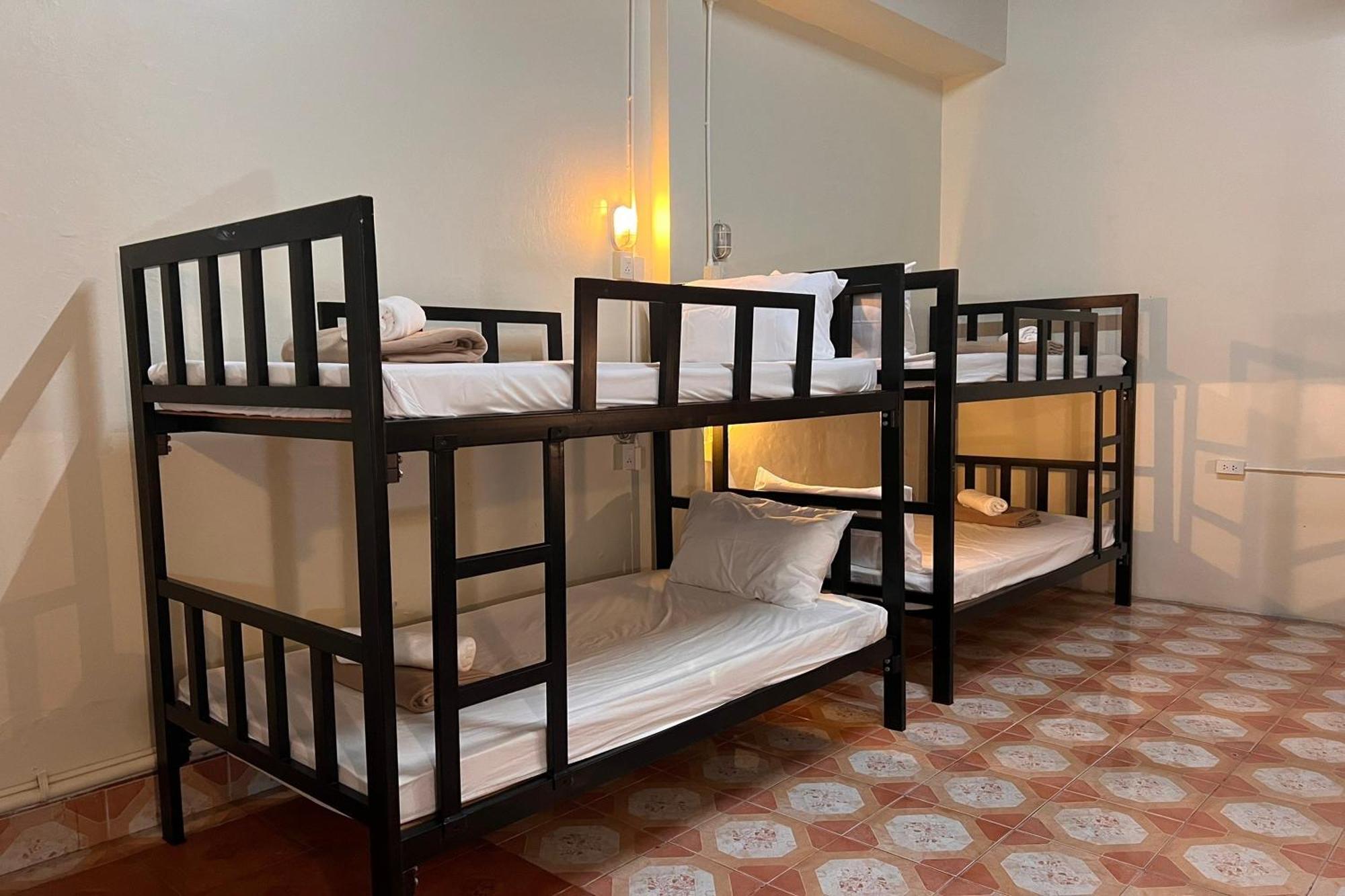 Old Town Guest house 2*