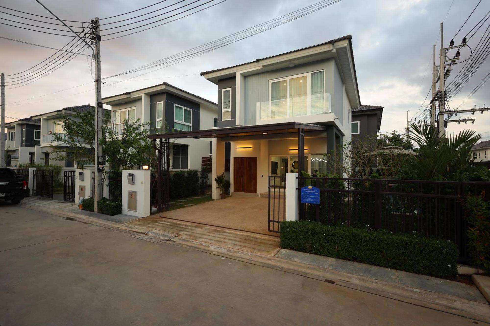 Villa Paradise Retreat *