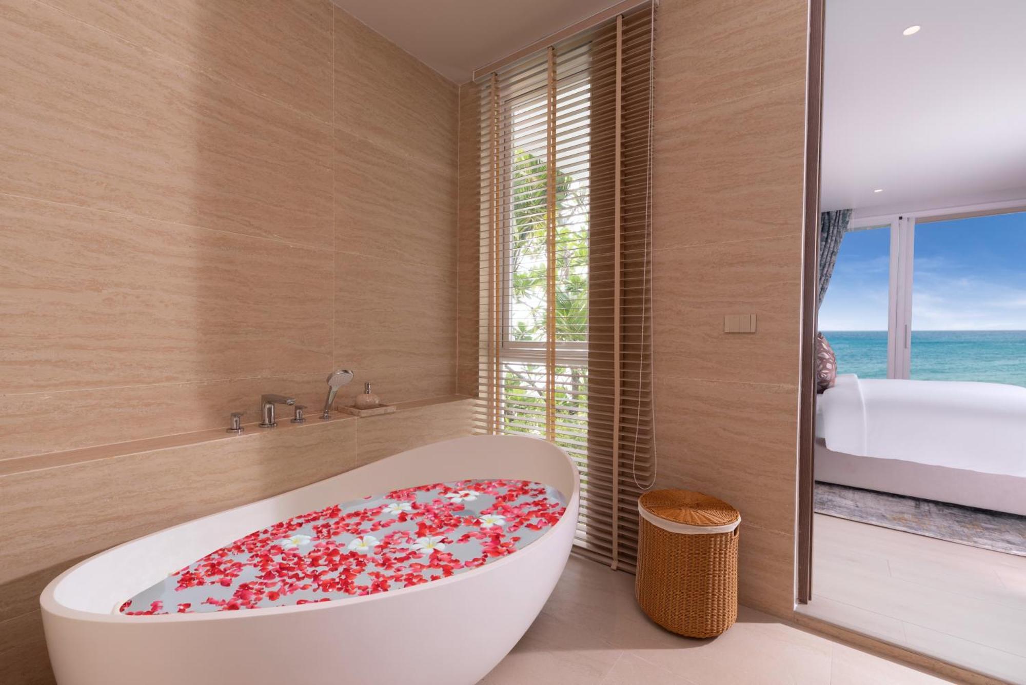 Amann * Phuket