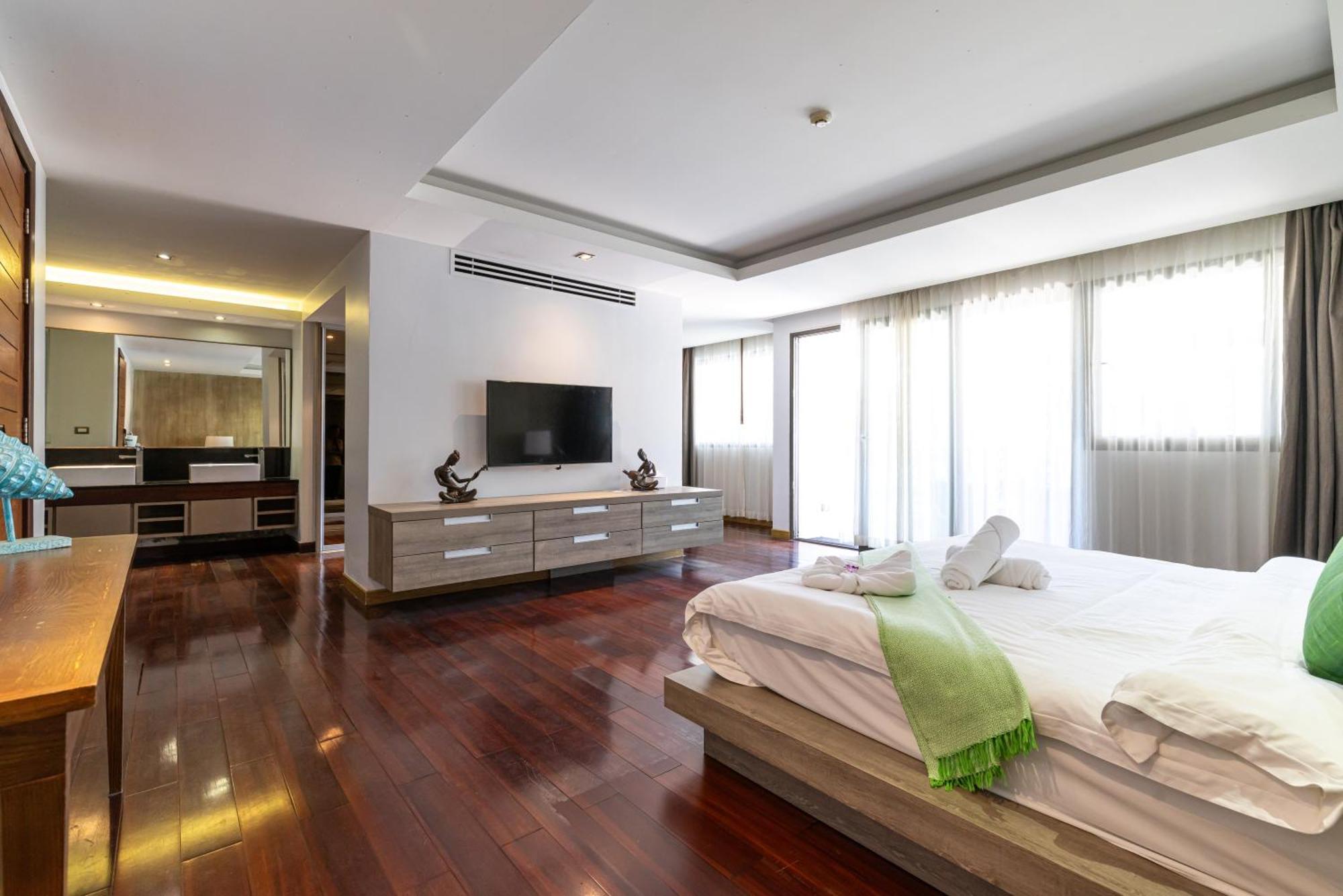Villa Moonlit Bay Seaview & Phuket