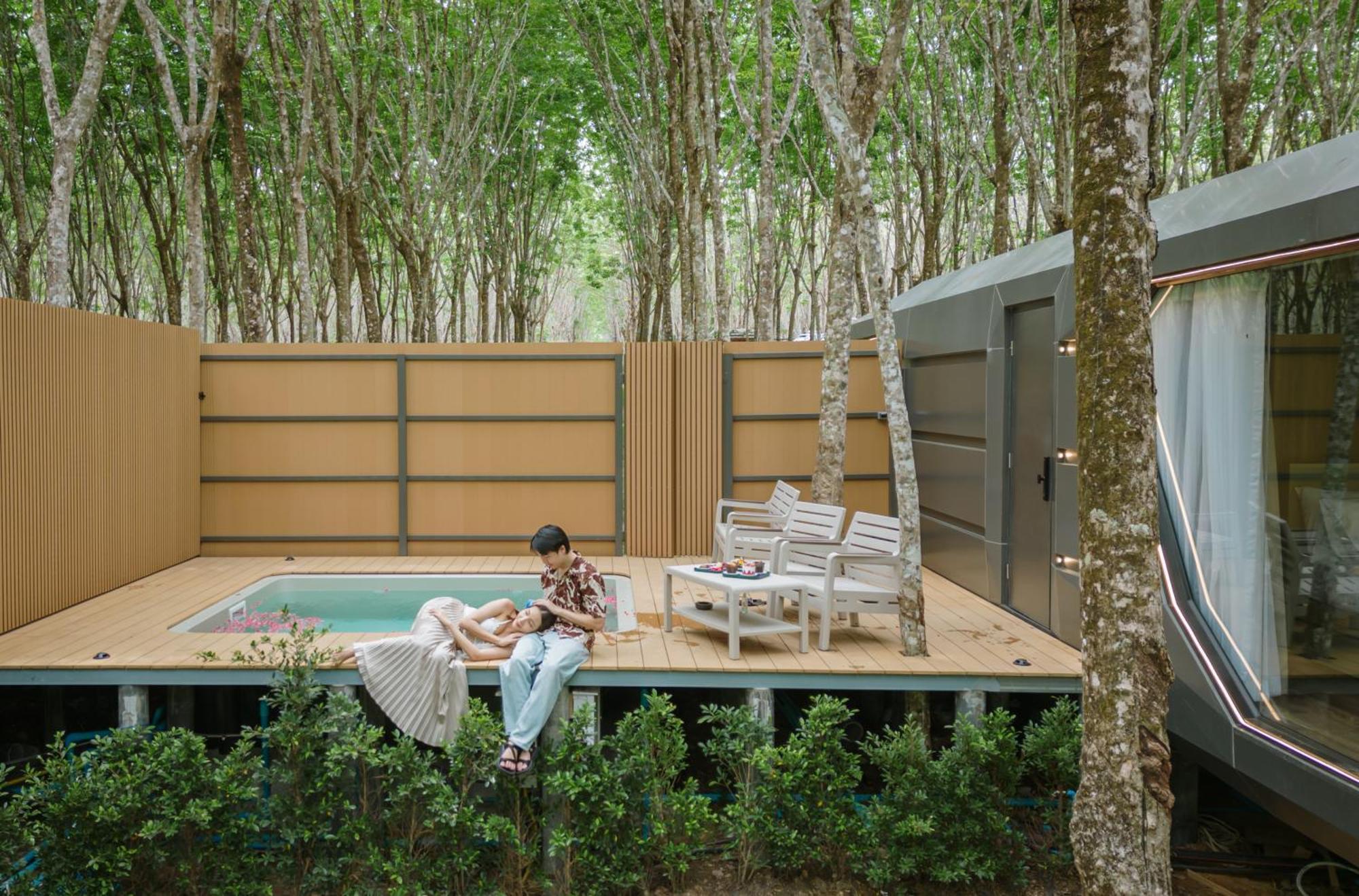 Timber Society Boutique Hideaway Hotel Phuket