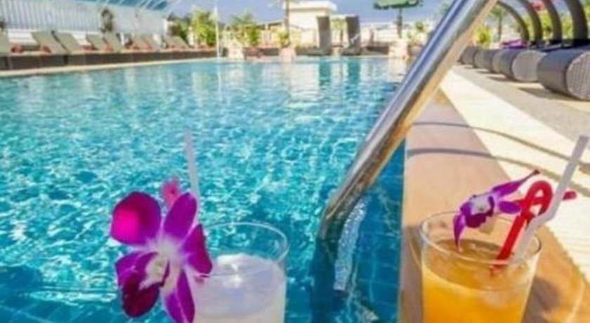 Azure Hotel 3*