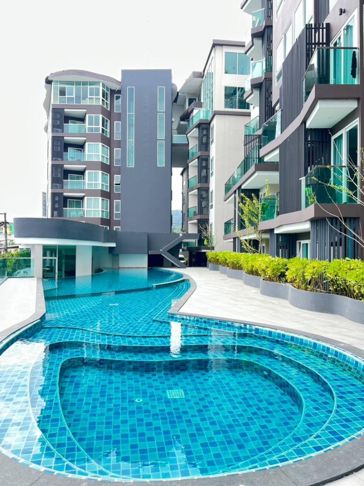 Apartment 2br 4beds Luxury Pool & Fitness *
