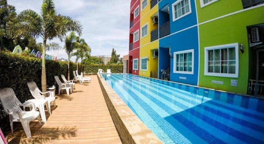 Holland Hotel