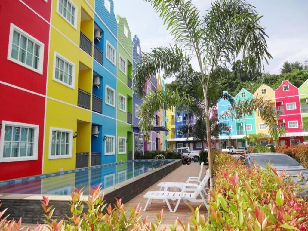 Hotel Holland Phuket