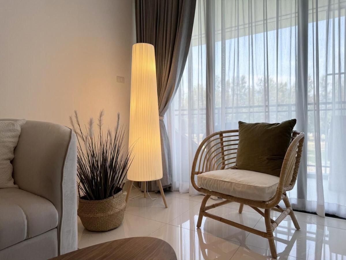 Cozy With View By Ibg 1405 Apartment