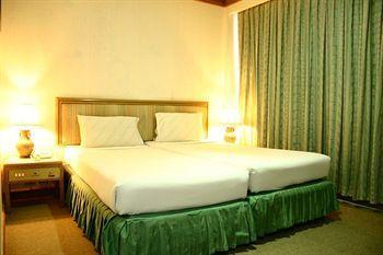 Hotel Rattana Mansion