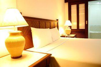 Rattana Mansion Hotel