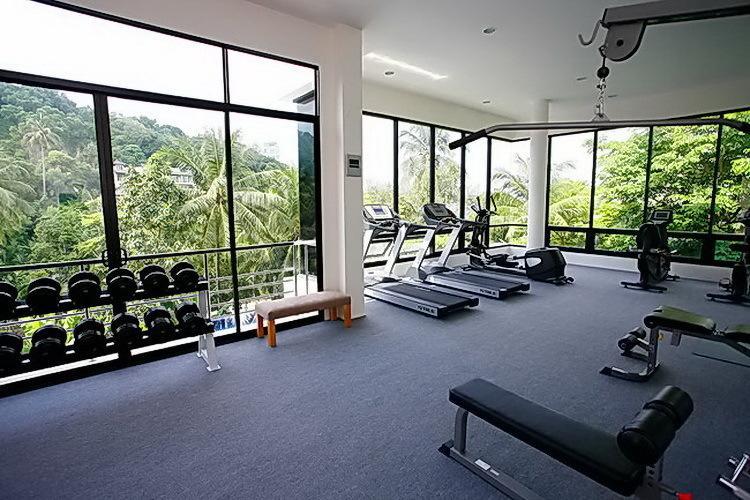 Karon Hill Apartment *
