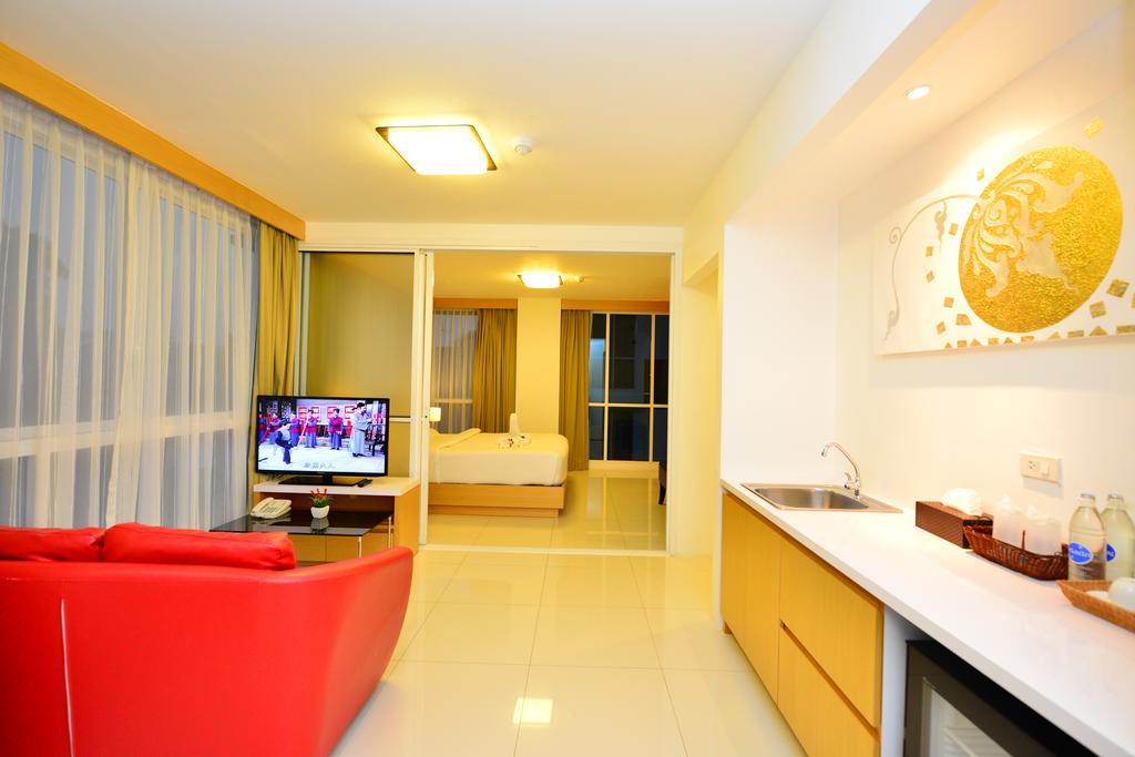 Apartment Modern Thai
