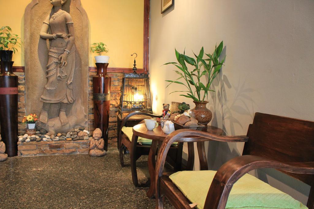 Hostel Mook Anda Phuket