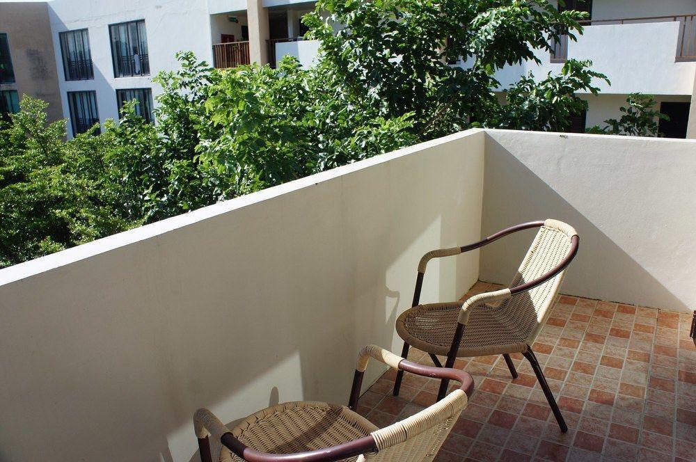 Noble House - 200 Meters Patong Guest house 3*