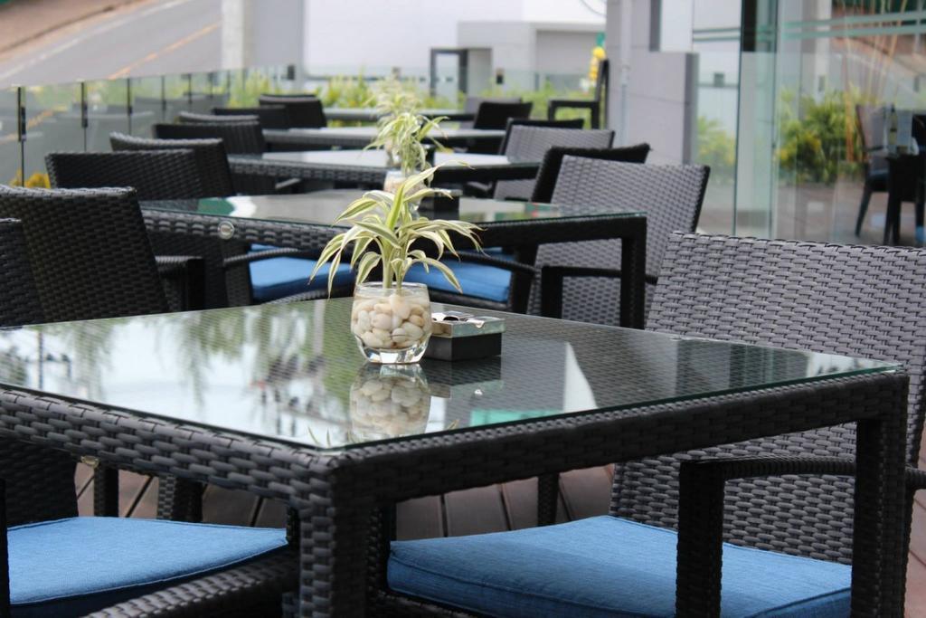 Lets Twin Sands Resort&spa-sha Extra Aparthotel