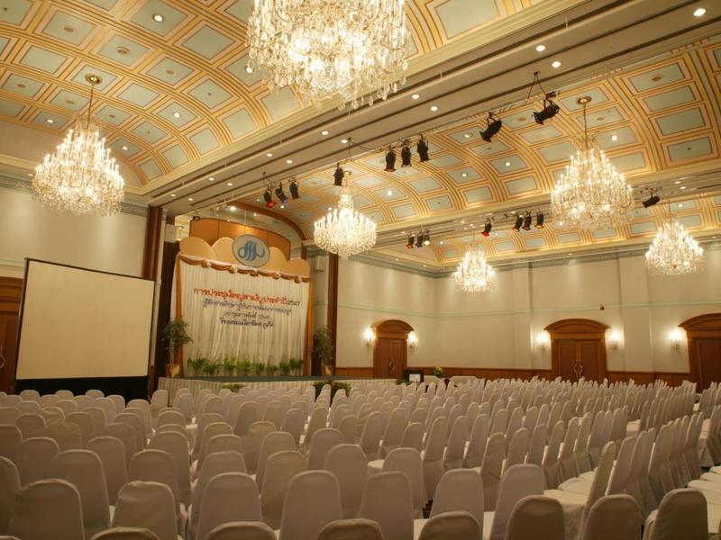 Courtyard By Marriott Town Hotel 4*