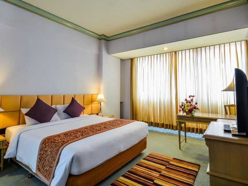Courtyard By Marriott Town Hotel Phuket