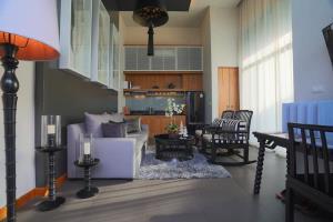Wings By Two Hotel 4*