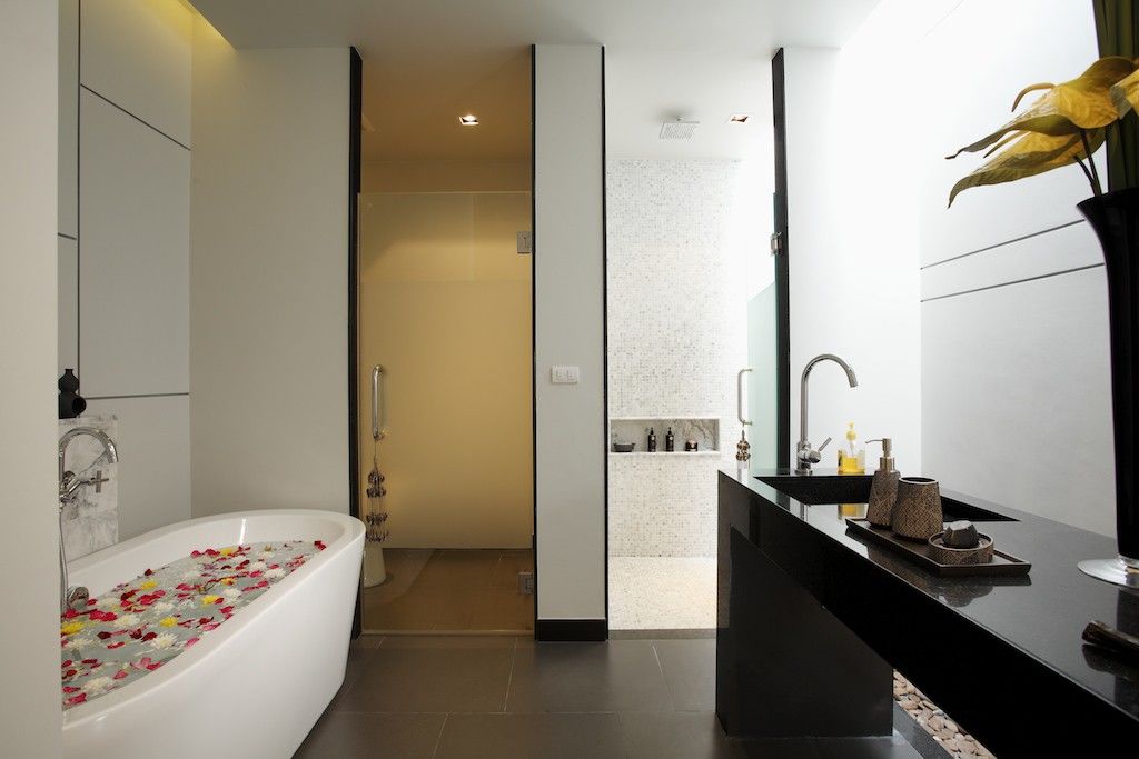Wings By Two Hotel 4*