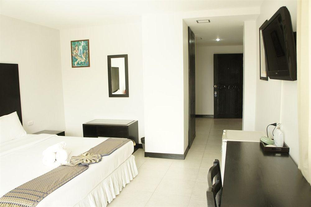 Guest house Noble House - 200 Meters Patong