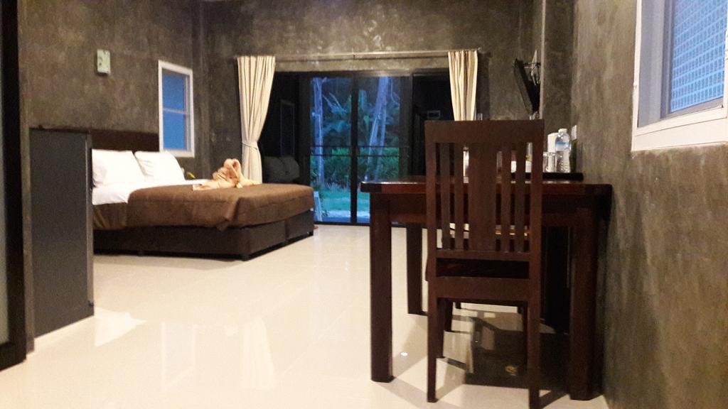 Layan Natural Bungalow Guest house Phuket