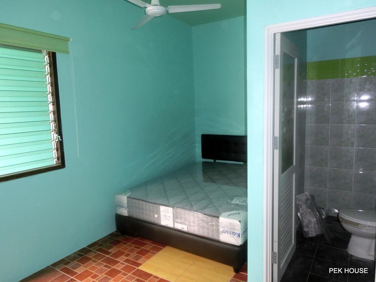 Pek House Apartment Phuket