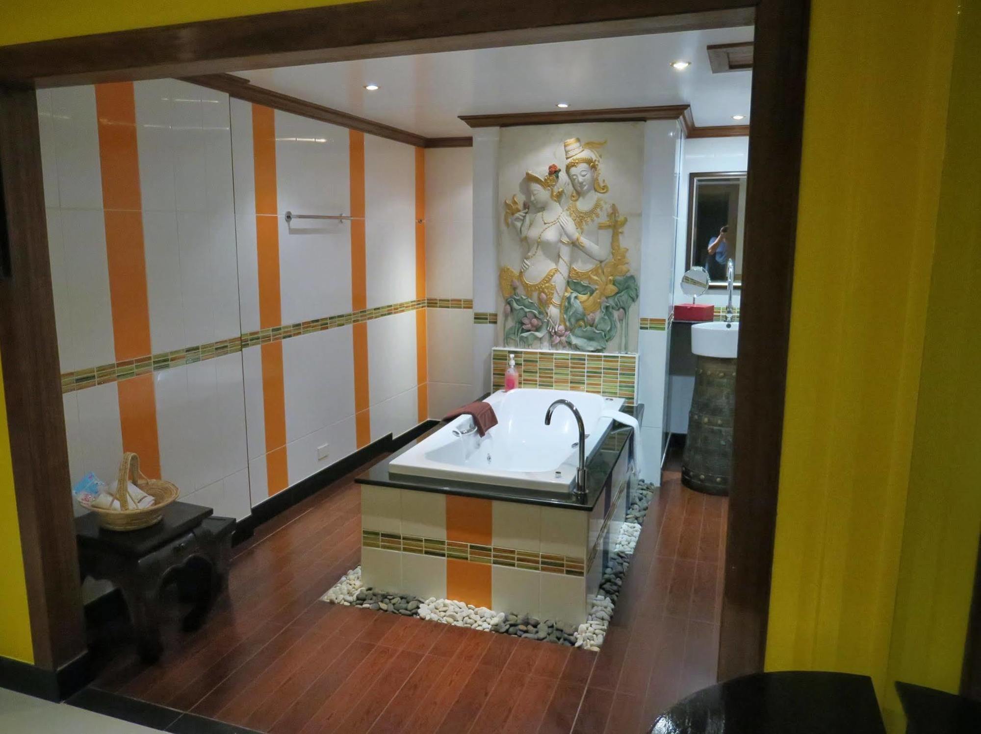 Baan Wanicha Resort-sha Extra Plus