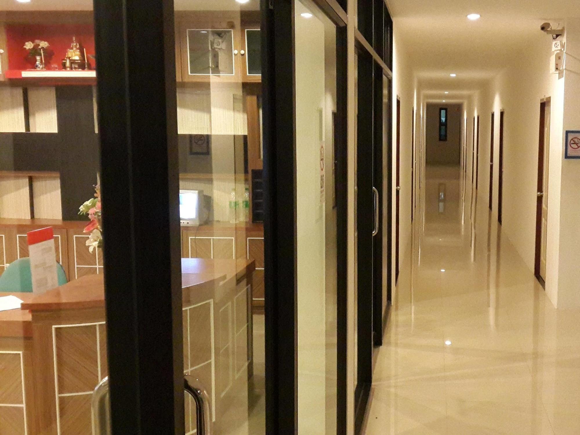 Phuthara Mansion Apartment *